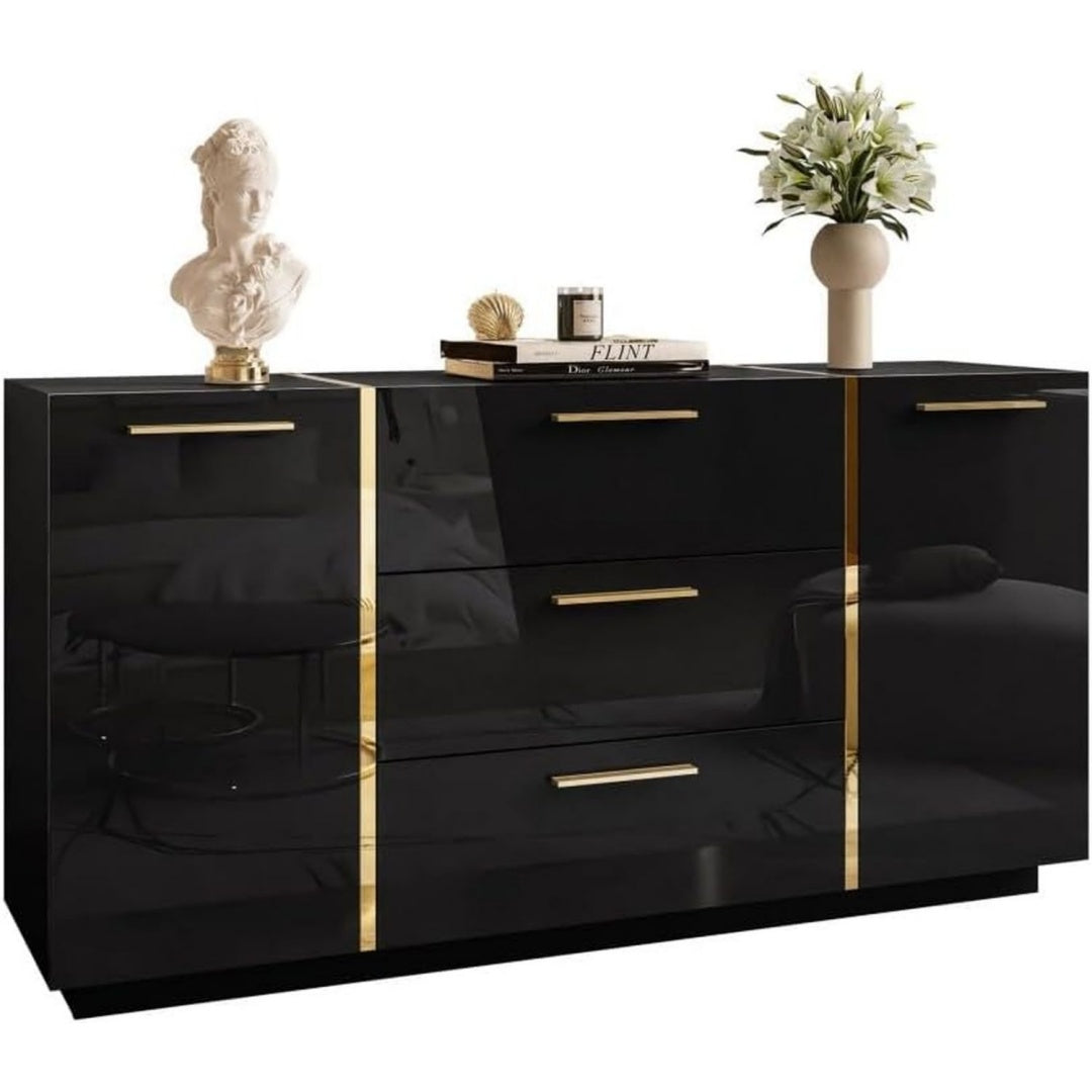 Sideboard mit Schubladen, grifflosen Fronten und glaenzenden Oberflaechen