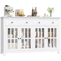 Verstellbare Ablagen und Glastueren an dem Sideboard