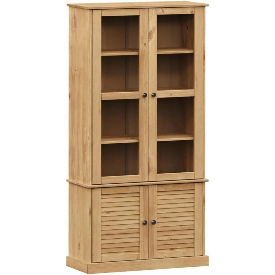 Geschlossener Stauraum und Glastueren an der Vitrine